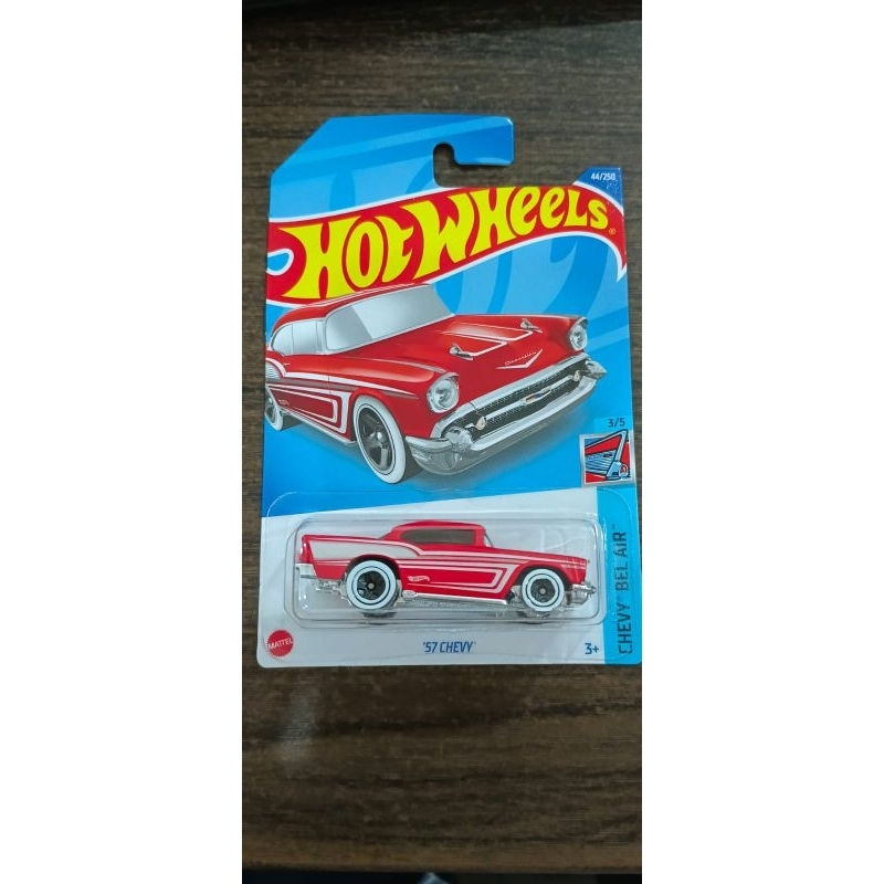 Hot wheels 57 Chevy