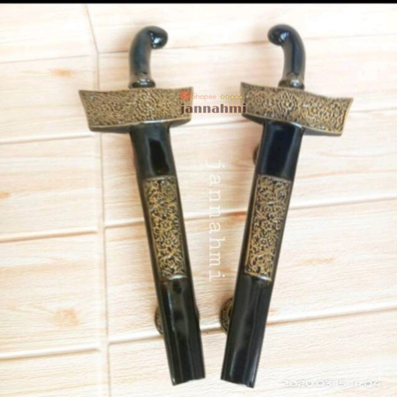 Handle pintu keris ukir 40cm