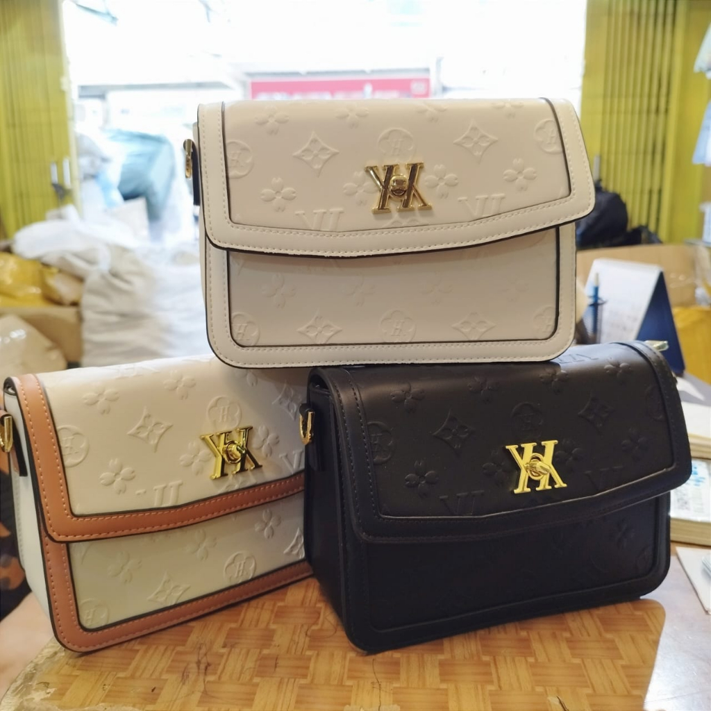 (PINK_IMP) New Import Tas Selempang Wanita Ready 3warna . Premium