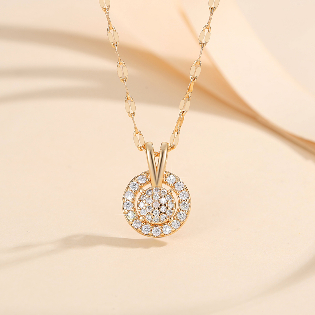 Y112 【Barang spot】Kalung Titanium Wanita Anti Karat Kristal Zirkon Liontin Mewah Lapis Emas 18k Perhiasan Korea