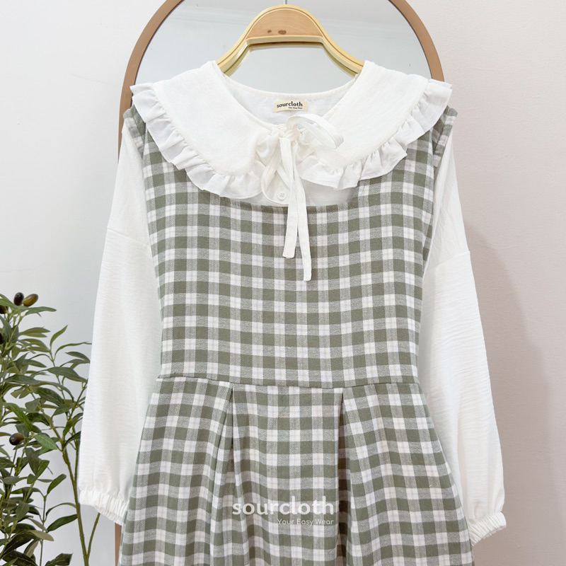 EMIKA DRESS - Set Gamis Tartan Flanel dan Kemeja Inner Syari Motif Kotak