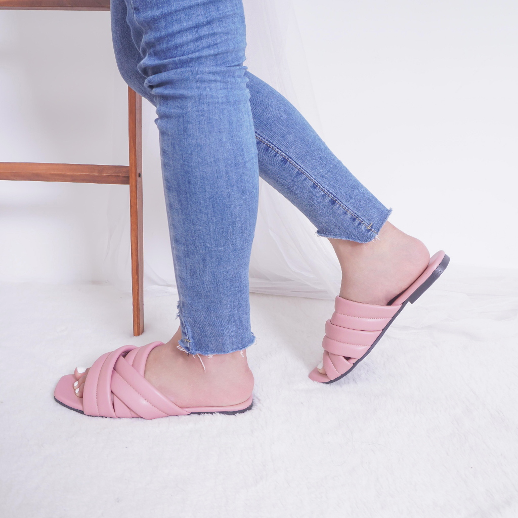 Adarastore - Lapepa SHEILA Sandal Wanita Casual Sendal Slop Cewek Kekinian Model Silang