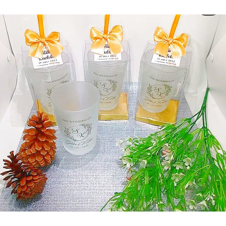 

KOTAK MIKA SOUVENIR 7x7x14 AE/AP MINIM 100 PCS