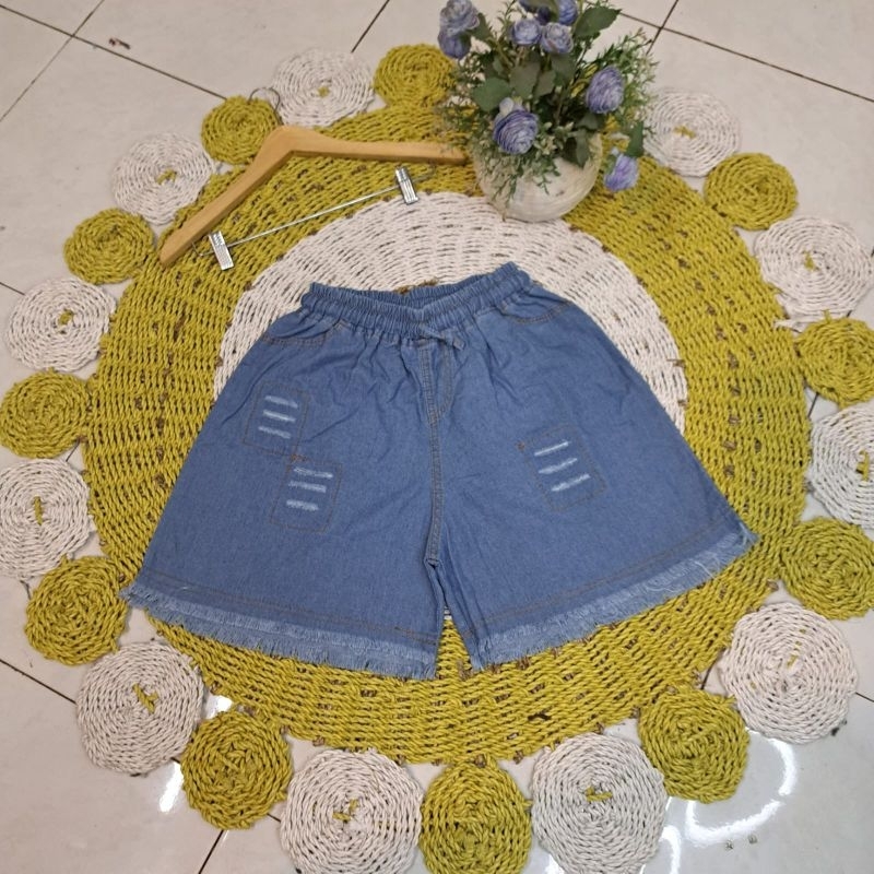 Celana Hotpants Jeans Sobek Rawis Jumbo Nyaman || Celana Jeans Sobek Rawis Jumbo Pinggang Elastis