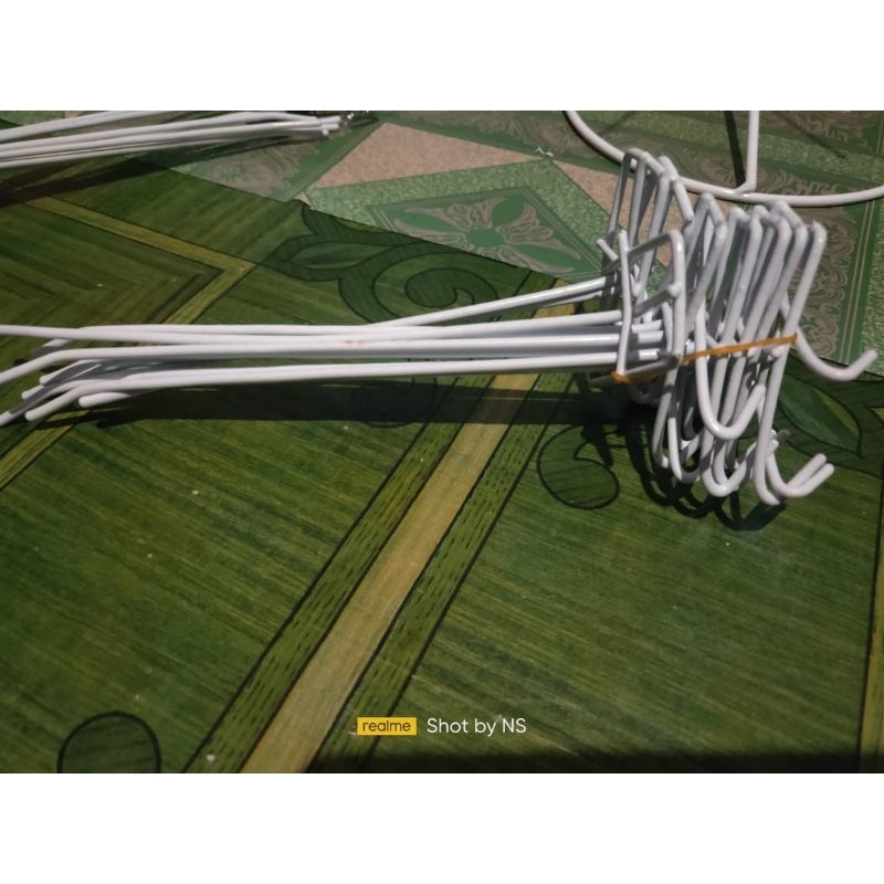 gantungan kawat ram dinding / cantolan dinding kawat ram