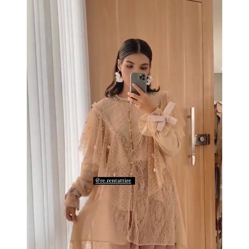 SEWA KEBAYA JALEELA | Sewa Kebaya Jaleela Lily Top | Sewa Kebaya Wisuda Lamaran Kondangan