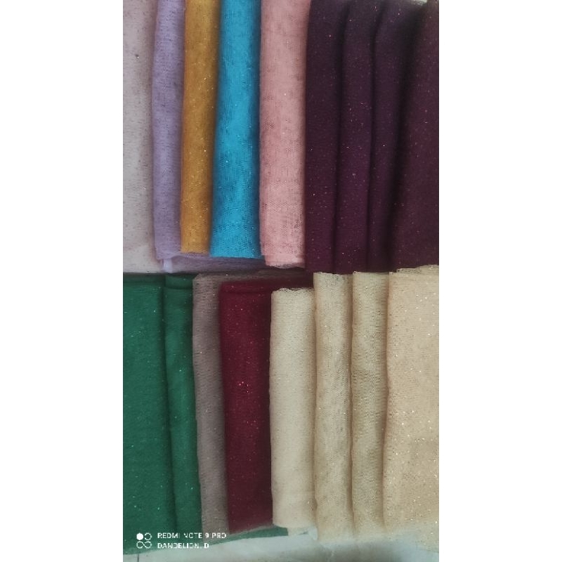 Perca Kain Tile / Perca Kain Tulle ¼ Kiloan