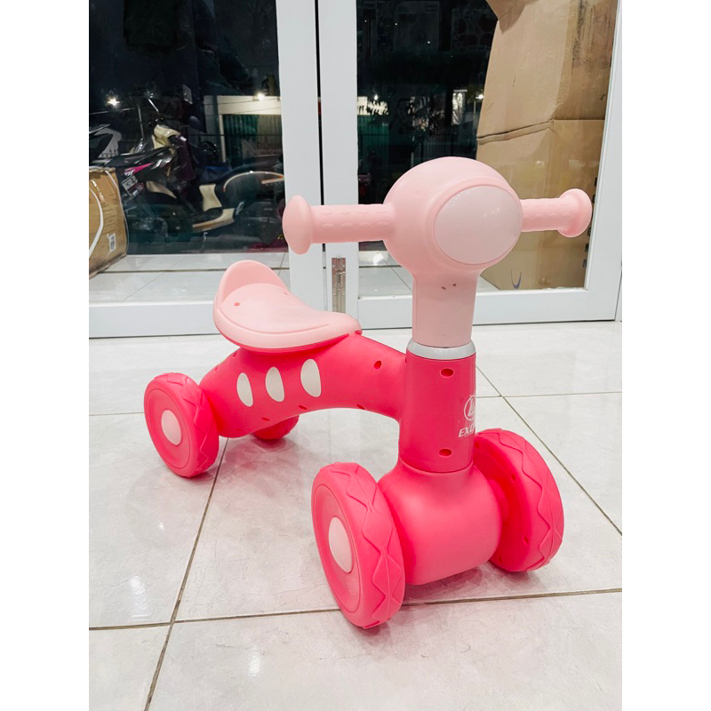 SEPEDA KESEIMBANGAN ANAK EXOTIC F106 F107 ET2131 ET2126 ET2120 ET2005 ET 2120 ET2128 Et 2128 ET 2131 aDA LAMPU DAN MUSIC