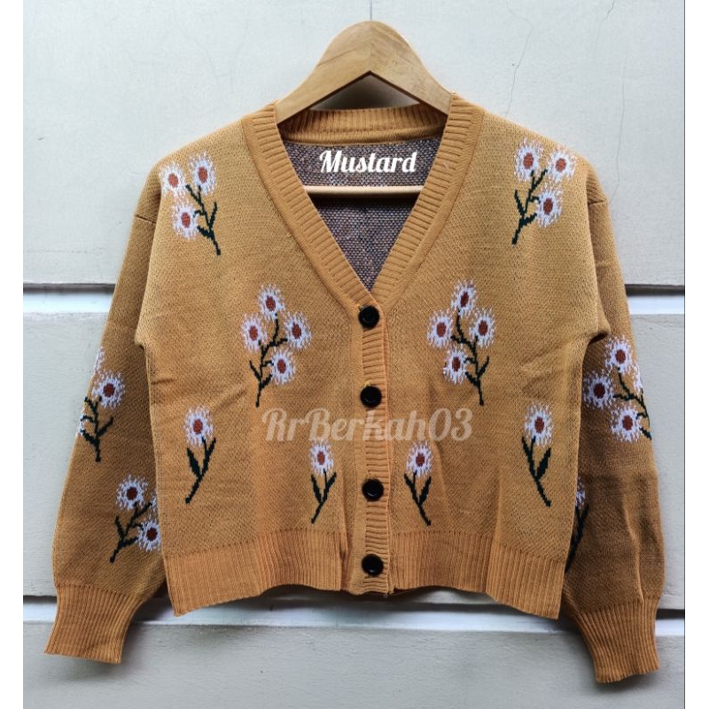 SAKURA Crop Cardigan Tebal dan Rapih Premium