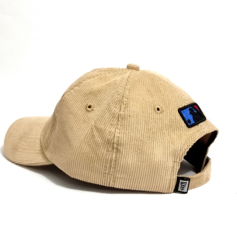 TOPI PRIA BASEBALL NY CORDUROY POLOCAP NEW YORK CREAM