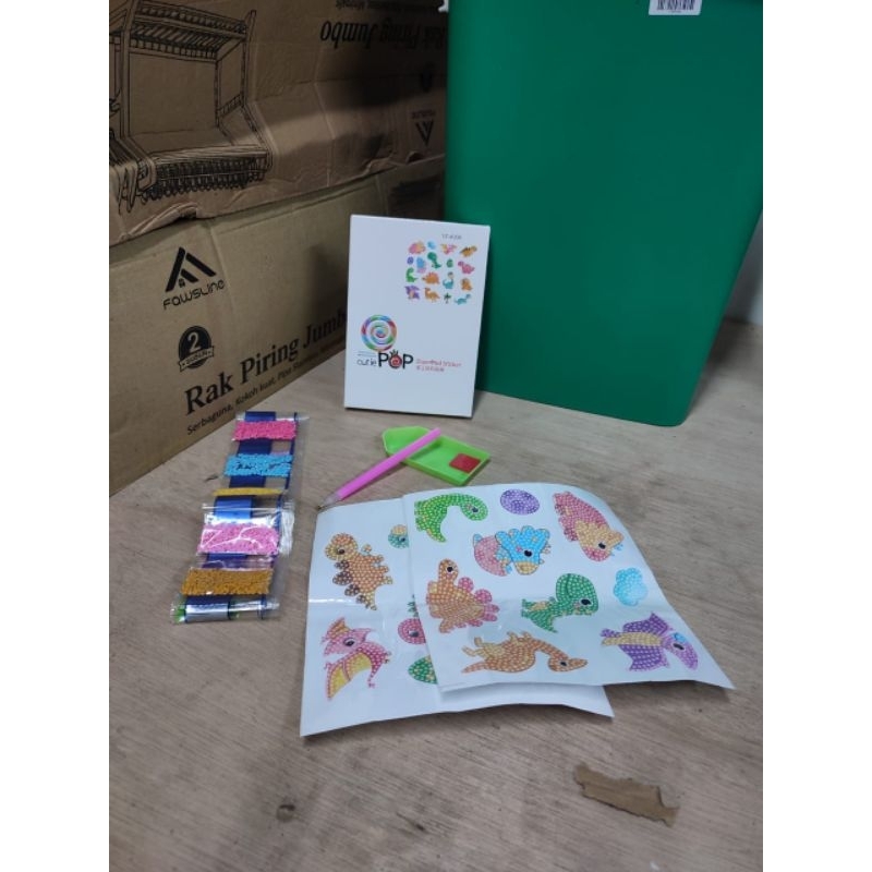 

Diamond Stiker