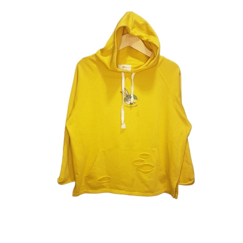 sweater hoodie looney tunes kuning