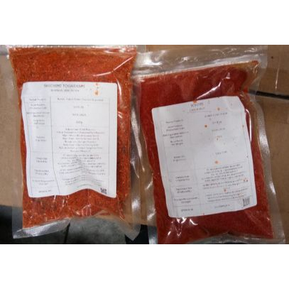 

SICHIMI TOGARASHI GURI 300 GR HALAL / CABE BUBUK GURI 300 GR