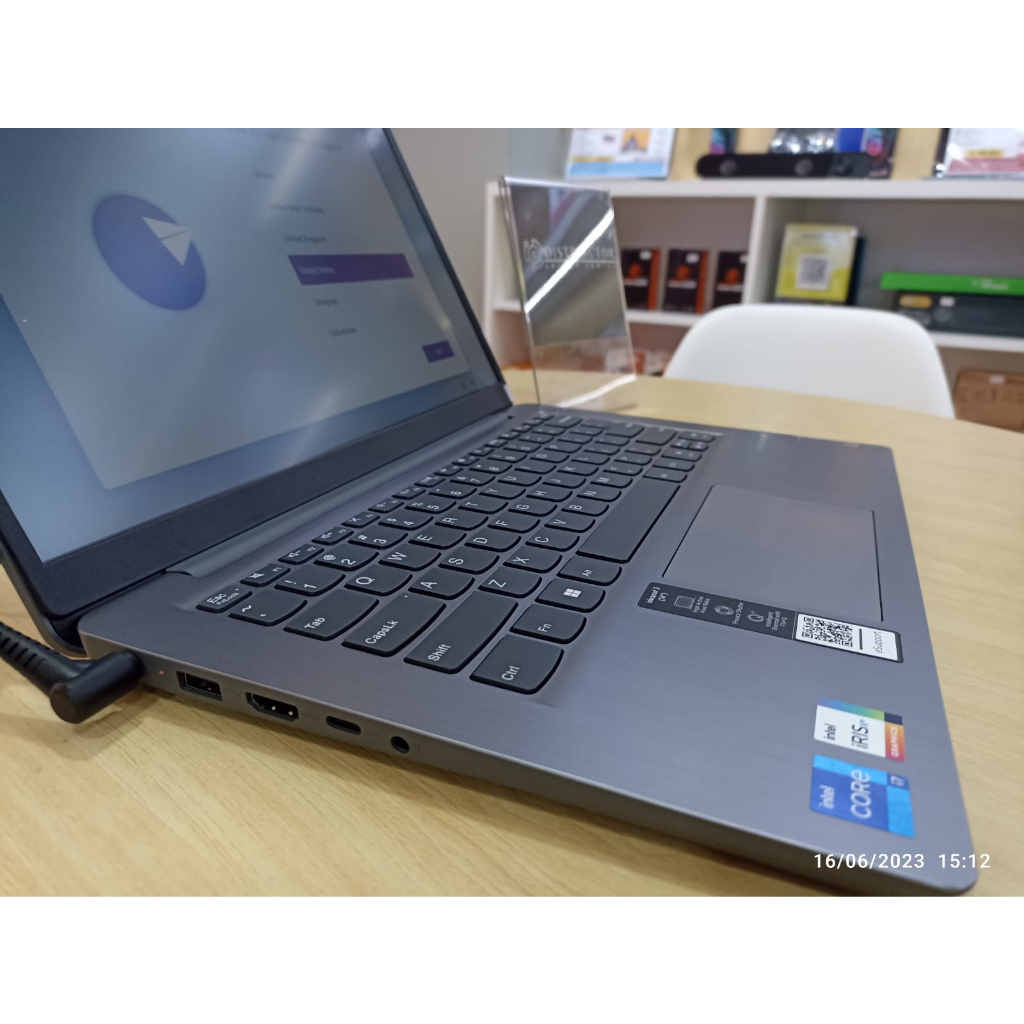 Laptop Lenovo Ideapad 3i Intel i7 1165G7 RAM 20GB SSD 512GB 14 FHD Windows 11 Home Terlaris