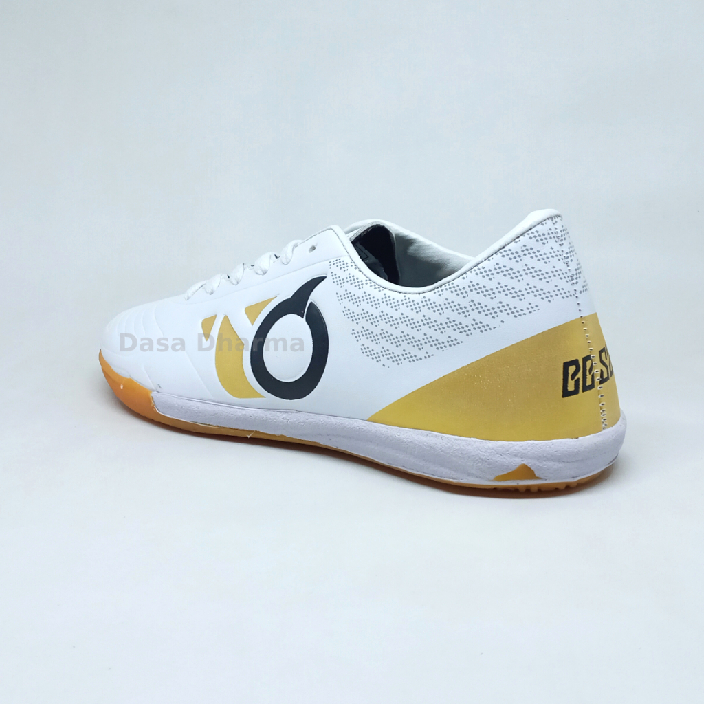 Sepatu Futsal Ortus Anak SD SMP Putih Size 38