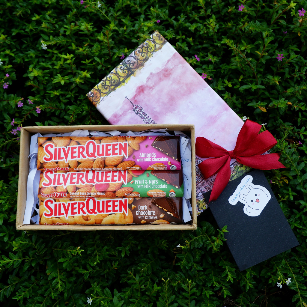 

Kado Hampers Coklat SilverQueen 3 pcs 58 gr Untuk Hadiah Valentine Pacar Cewek Cowok