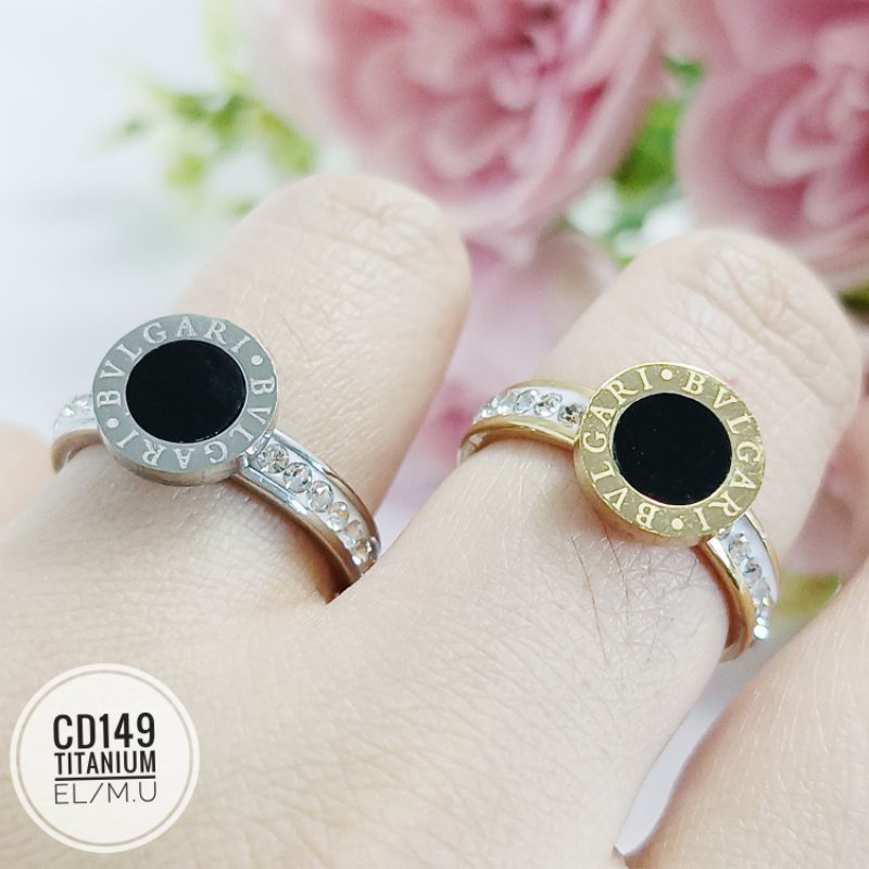 Cincin titanium bv hitam permata CD149