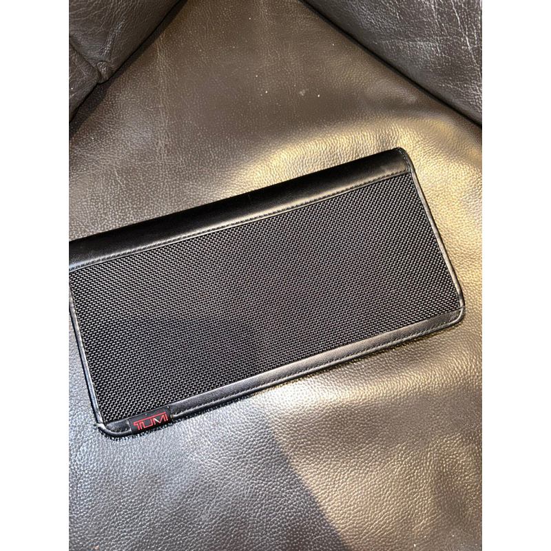 tumi wallet original