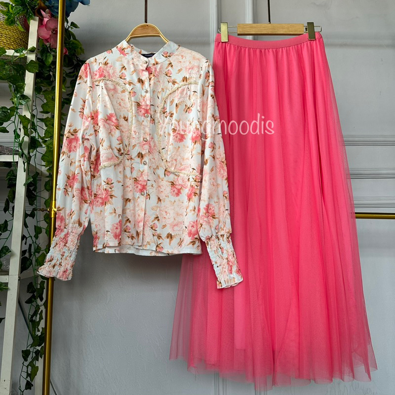 youngmoodis Laila setrok setelan blouse motif dan rok tutu brokat