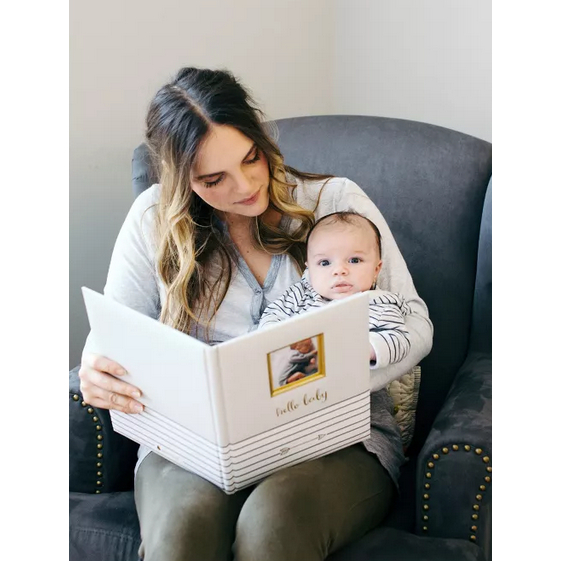 Pearhead Baby Book Hello Baby - Buku Kelahiran Baby Born Memory Pictures  Jurnal Kelahiran Baby Pregnancy Memory Album Keepsake