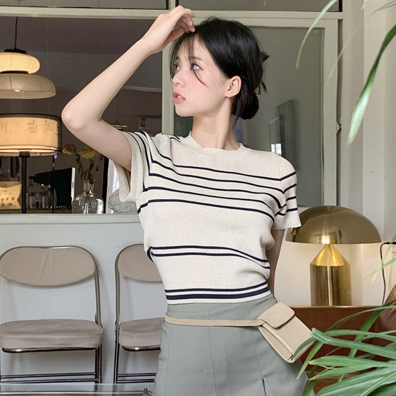 Korean Kaos Rajut Lengan Pendek Bergaris Untuk Wanita 2 Warna