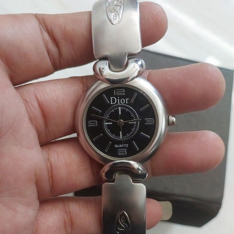 Jam tangan cewek original Dior preloved second bekas