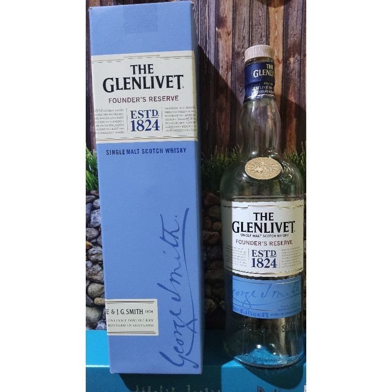 Botol bekas minuman glenlivet Founder untuk hiasan/pajangan/koleksi