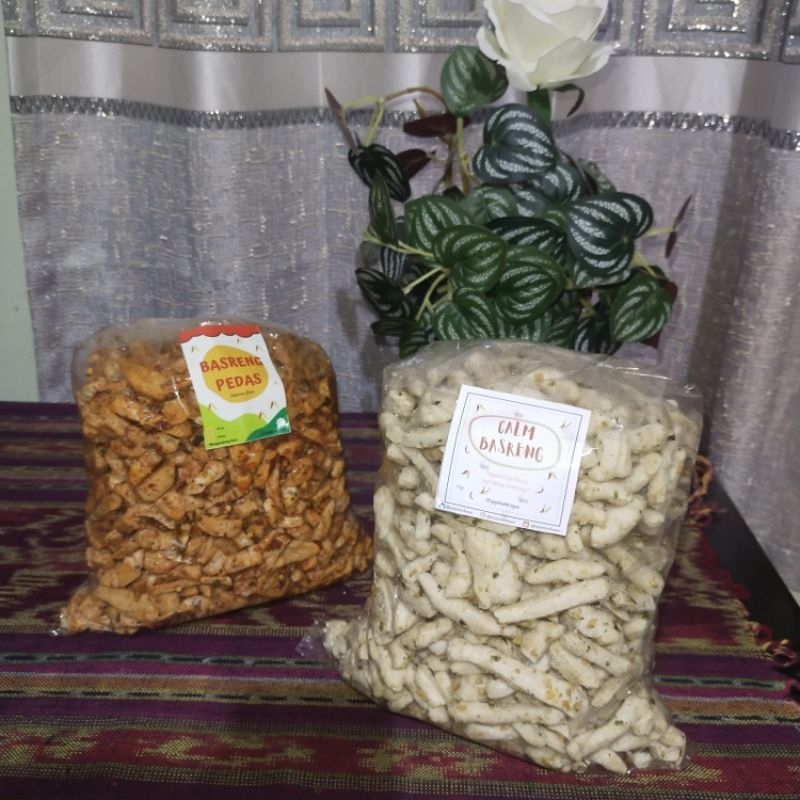 

Basreng 1kg Pedas Cikruh Daun Jeruk Berat 1kg