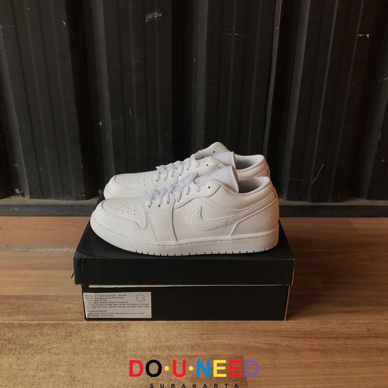 Nike Air Jordan 1 Low Triple White