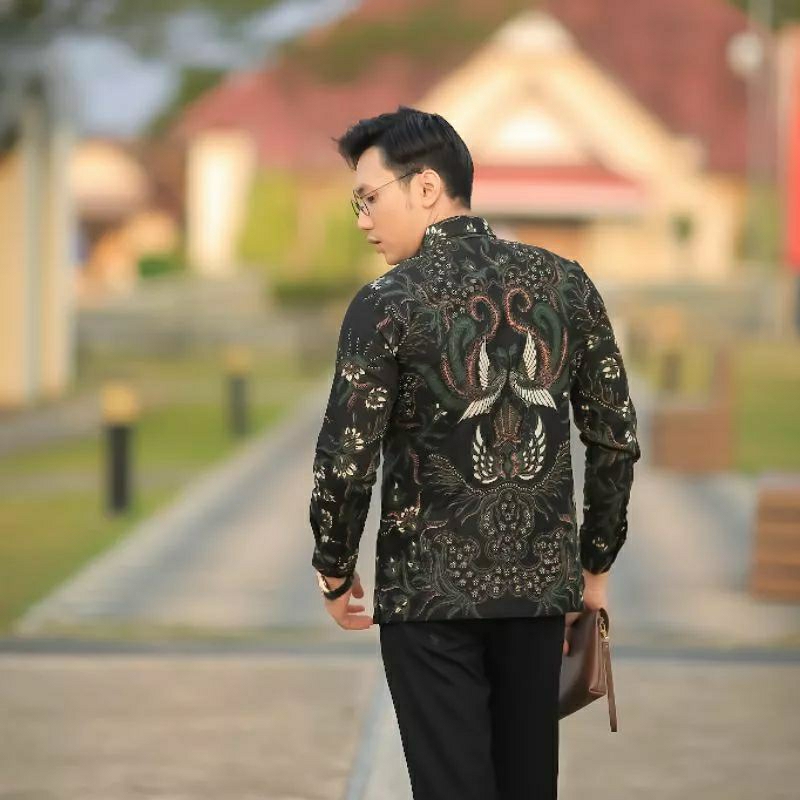 Gurdo Ijo Batik Pria Slimfit Katun Halus Premium