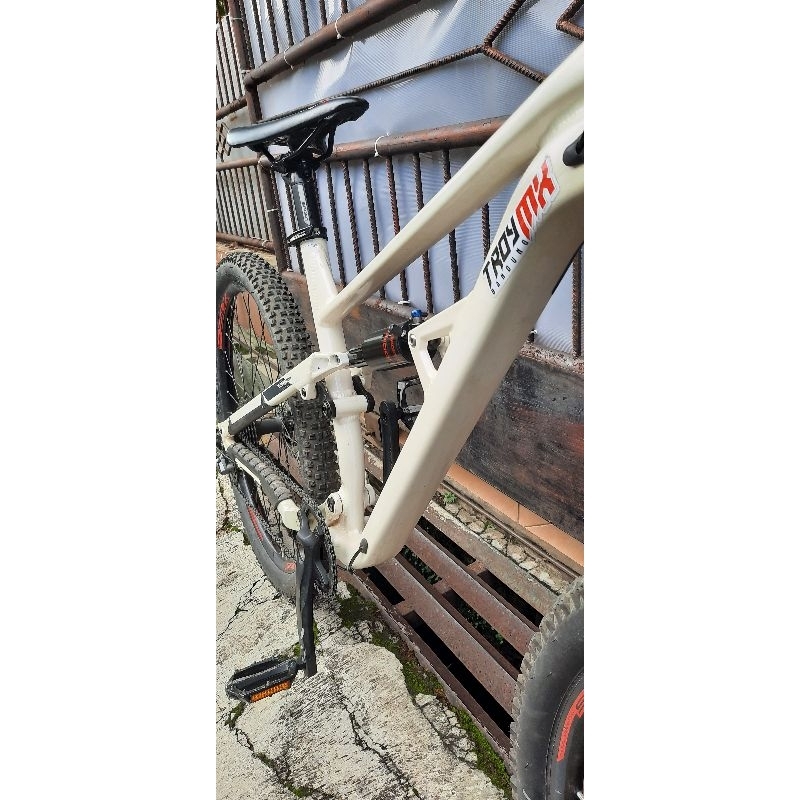 Polygon Siskiu D5 2021 Repaint