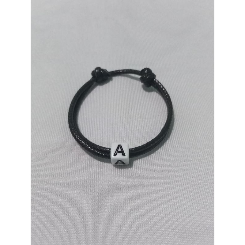 Gelang inisial huruf / gelang Couple