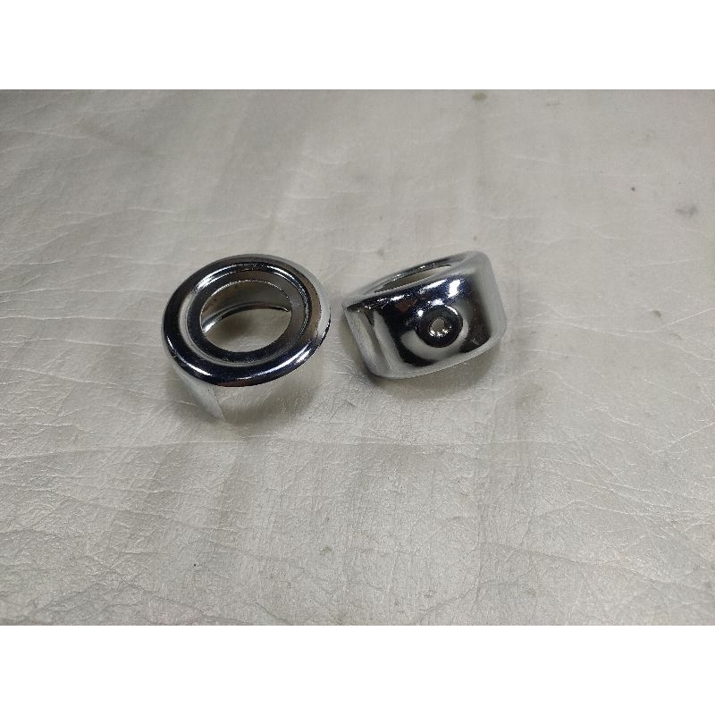 Cincin Shock Depan Braket Mata Kucing Suzuki A100 RV90 Van Van GT100 New Original Japan
