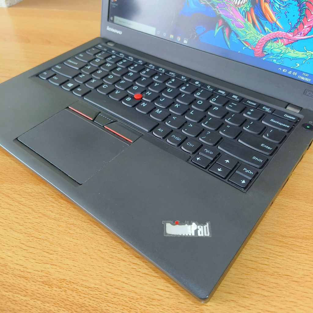 Laptop Lenovo ThinkPad X250 Core i5 Gen 5 RAM 4GB SSD 256GB Murah