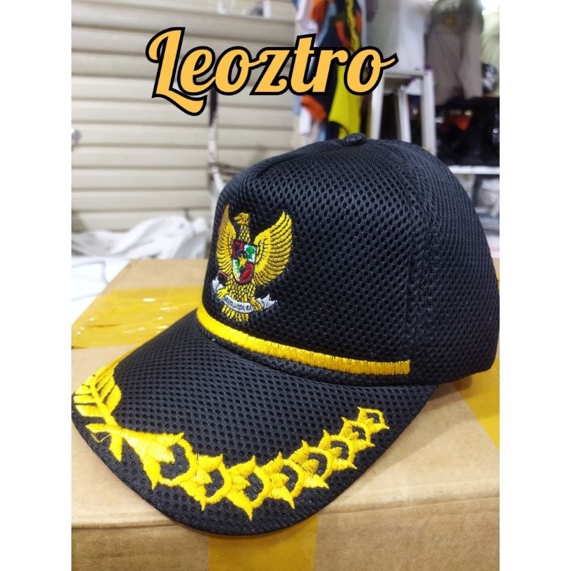 Topi Garuda List Padi Kapas