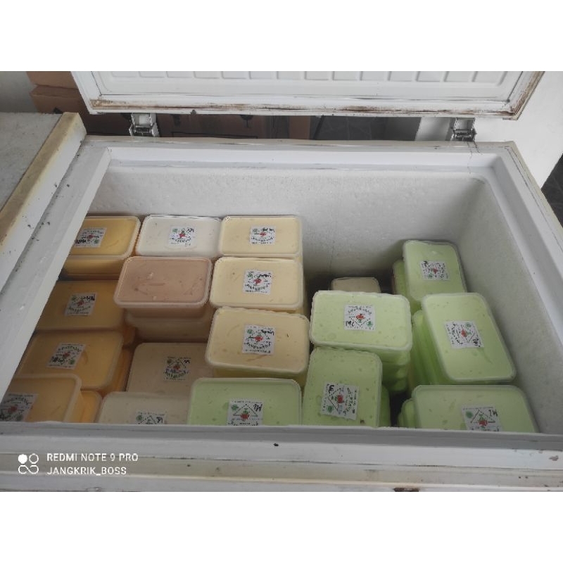

es krim Fountania rasa durian