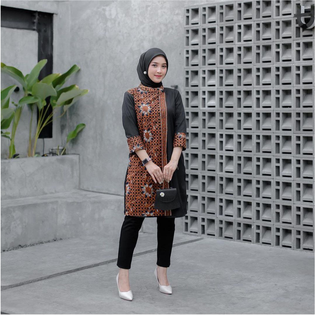 Benang Raja Tunik Batik Wanita Cap Colet Motif Slat Bunga