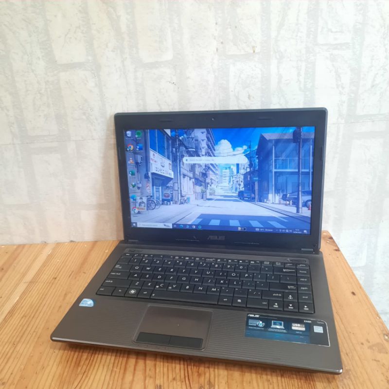 Laptop Asus intel Ram 4Gb/HDD 320Gb Layar 14 inch Windows Full aplikasi