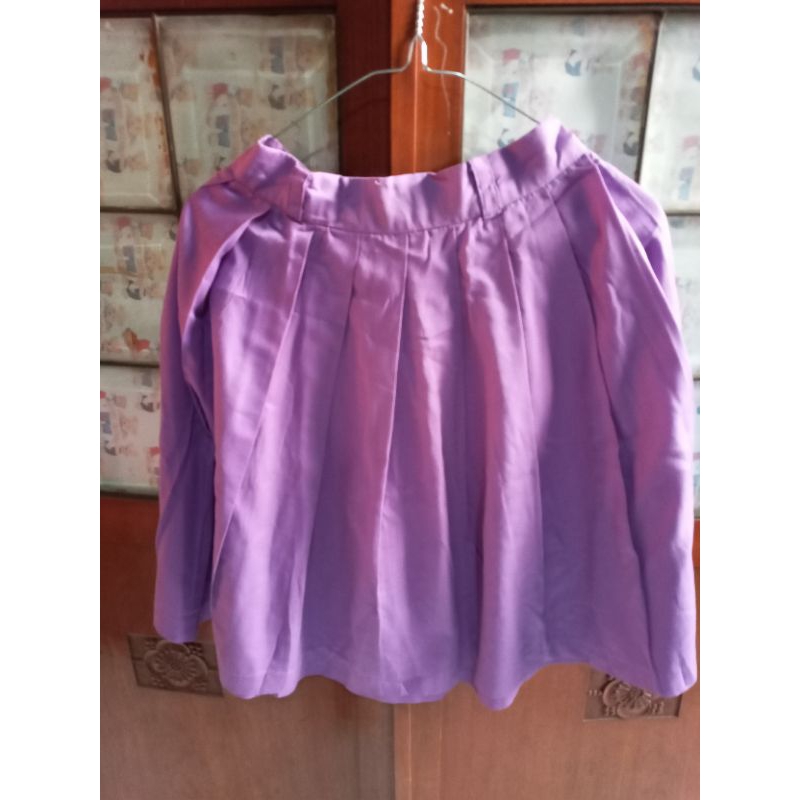 second preowned rok ungu terong