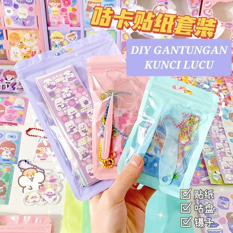 DIY GANTUNGAN KUNCI LUCU AKRILIK STIKER MOMO LUCU HOLOGRAM KEY CHAIN GLITTER KOREA STATIONARY