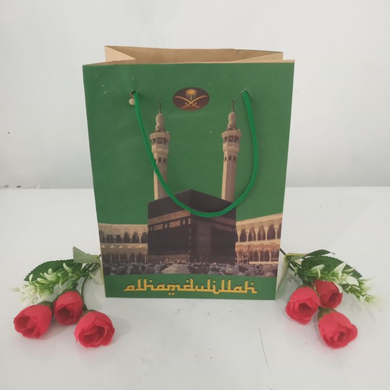 

Paperbag Oleh Oleh Haji Umroh / Paperbag Kecil / Tas Kertas / Tas Oleh Oleh Haji Umroh