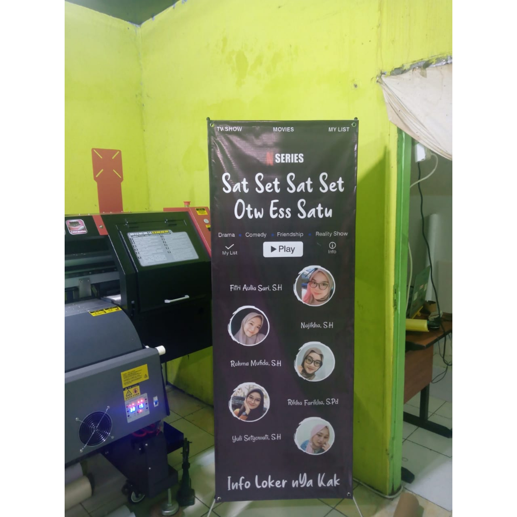 X / Y BANNER WISUDA 60 X 160 MURAH SEHARI JADI BUKA 24 JAM FREE DESAIN BANNER CUSTOM x banner jualan