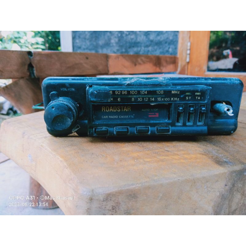 Tape Mobil Roadstar Jadul Bahan