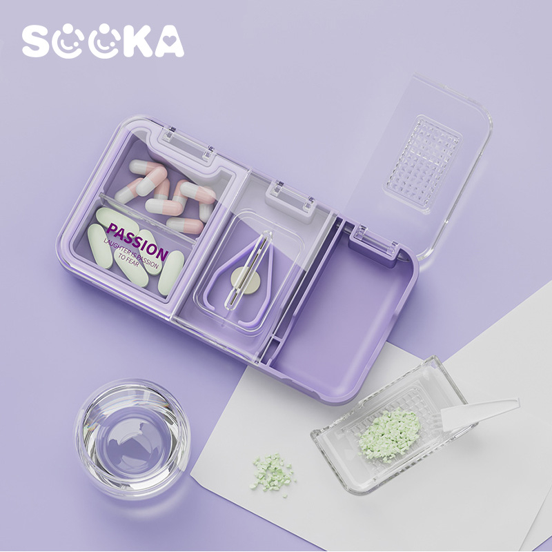 Kotak Obat Multifungsi Sooka - Kotak Obat Multifungsi 3-in-1 dengan Pisau Pemotong dan Penggiling, Kotak Penyimpanan Obat Bayi yang Mudah Dibawa SK-AGB1144