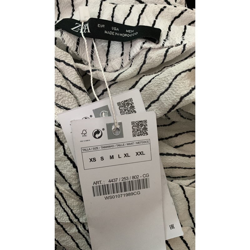 Link CO 4pcs brand Zara & uniqlo LD 100an (random)