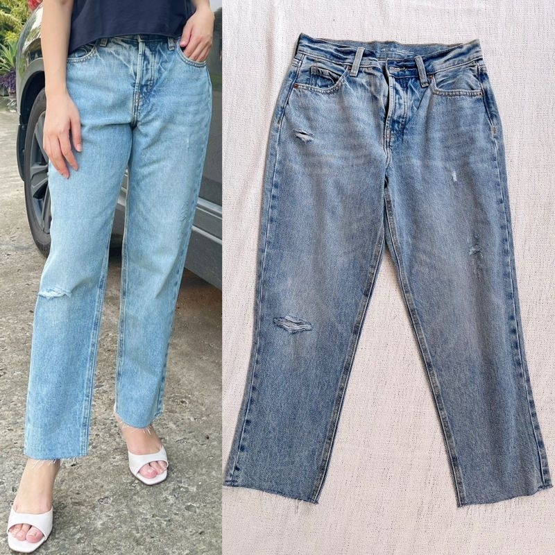 Old Navy extra high waisted button sky straight
