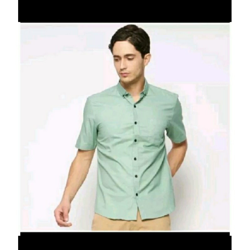 KEMEJA HIJAU PRIA LENGAN PANJANG HIJAU SAGE POLOS SLIMFIT HEM COWOK TANGAN PANJANG HIJAU