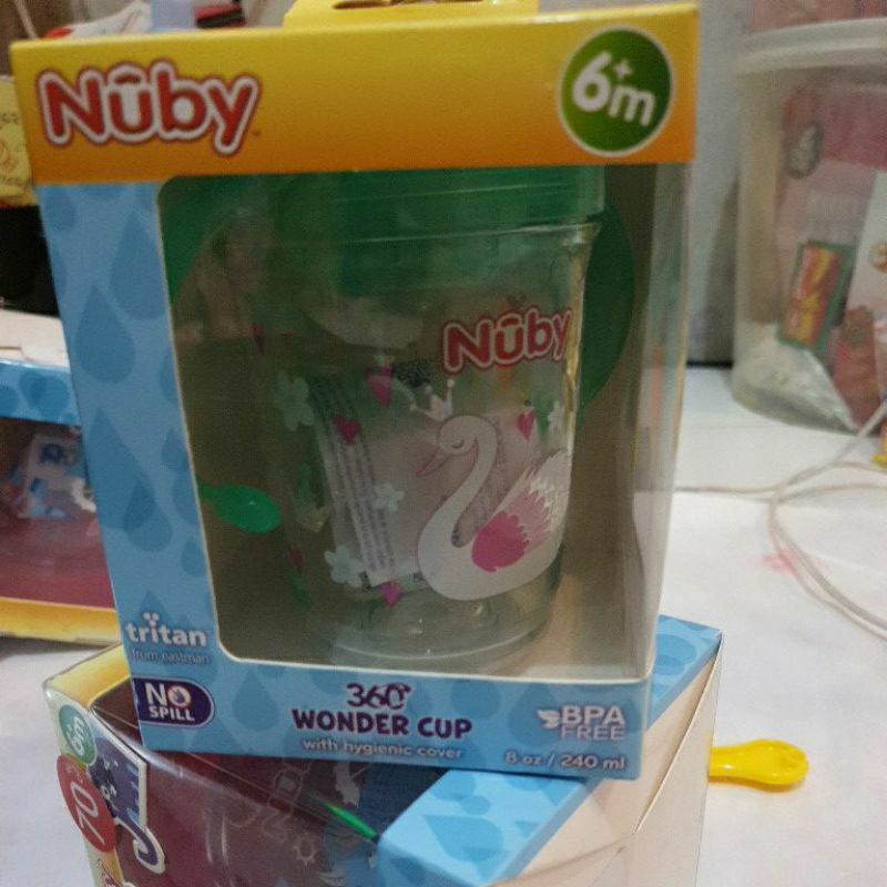 nuby wonder cup 360