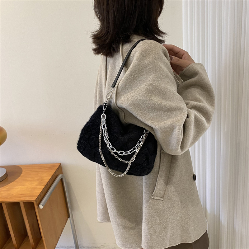 Minimalist Shoulder Bag Heart Pattern 10178