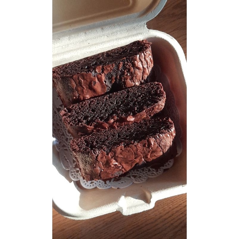 

Classic Fudgy Brownie Lunch Box (10x10 cm)